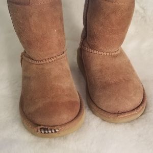 Ugg boots 8c